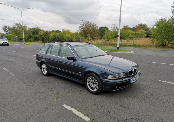 BMW Seria 5 cena 5999 przebieg: 278900, rok produkcji 2002 z Wrocław małe 56